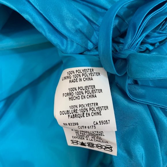 Juniors Teal Color Party Dress Size 1/2 - Picture 2 of 9